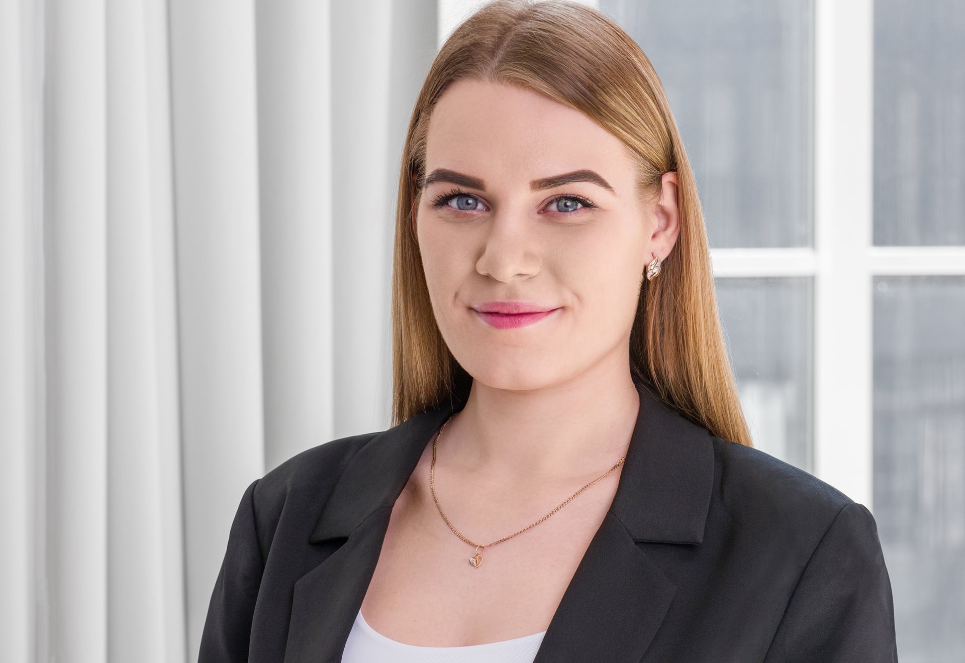 Kristine Tera, Tax Consultant
